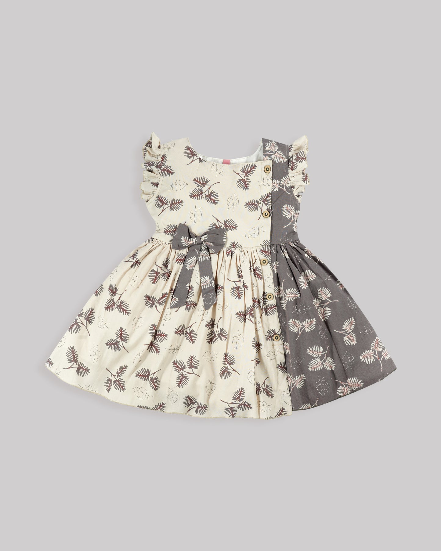 Best kidswear brand  in india. Girls casual dress Printed casual dress with front button closure 